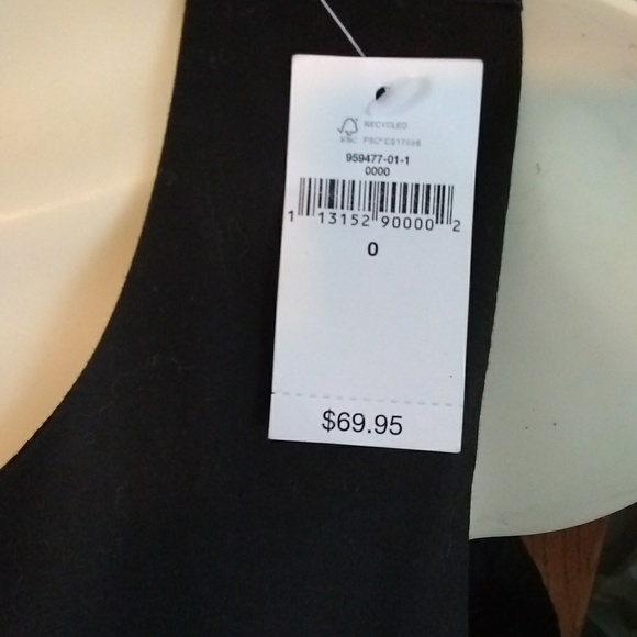 GAP FIT & FLARE BLACK DRESS "BRAND NEW" - Picture 3 of 4